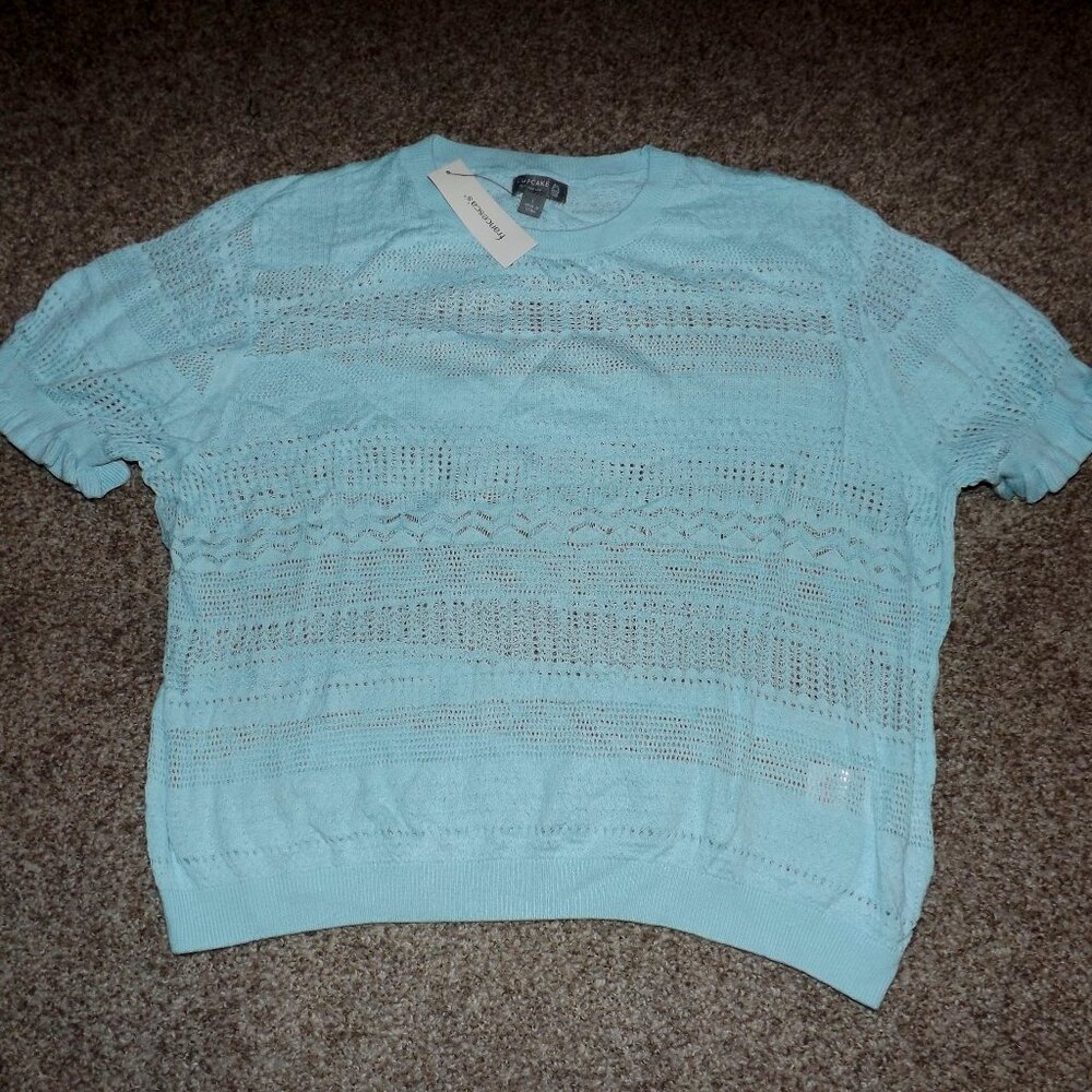 women's CUPCAKE Clothing aqua blue sweater from Francesca's  size Large NWT